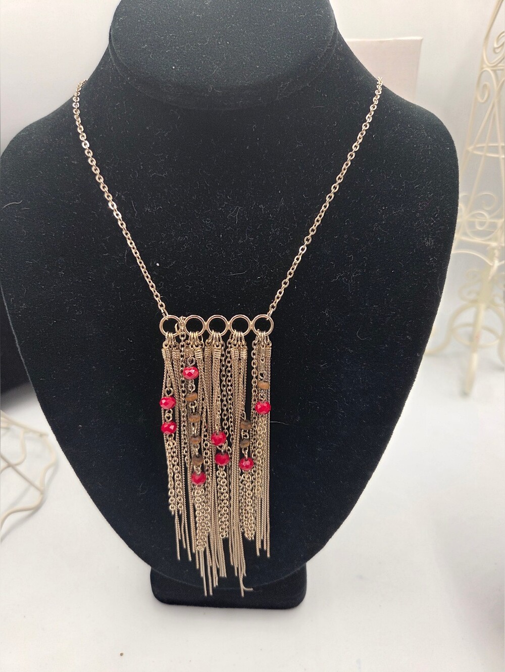 NEW White House Black Market (WHBM) Necklace